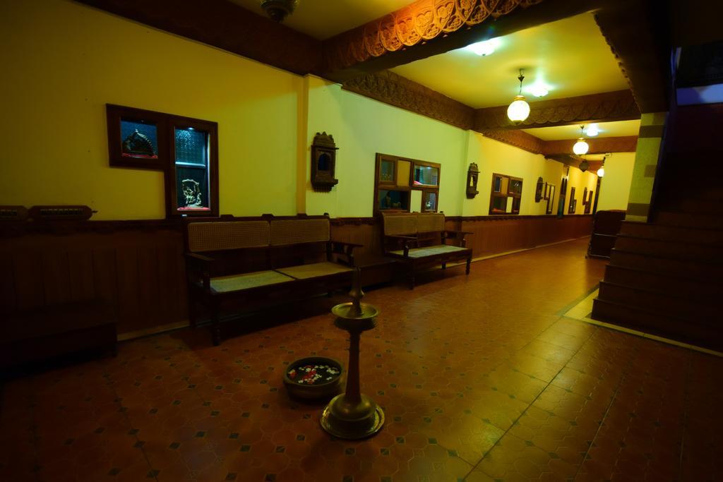 コヴァラム ビーチ ホテル コーバラム エクステリア 写真